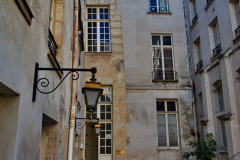 Courtyard Rue de Sévigné