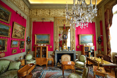 Musée Nissim de Camondo Writing Room