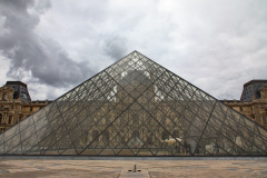 https://en.wikipedia.org/wiki/Louvre_Pyramid